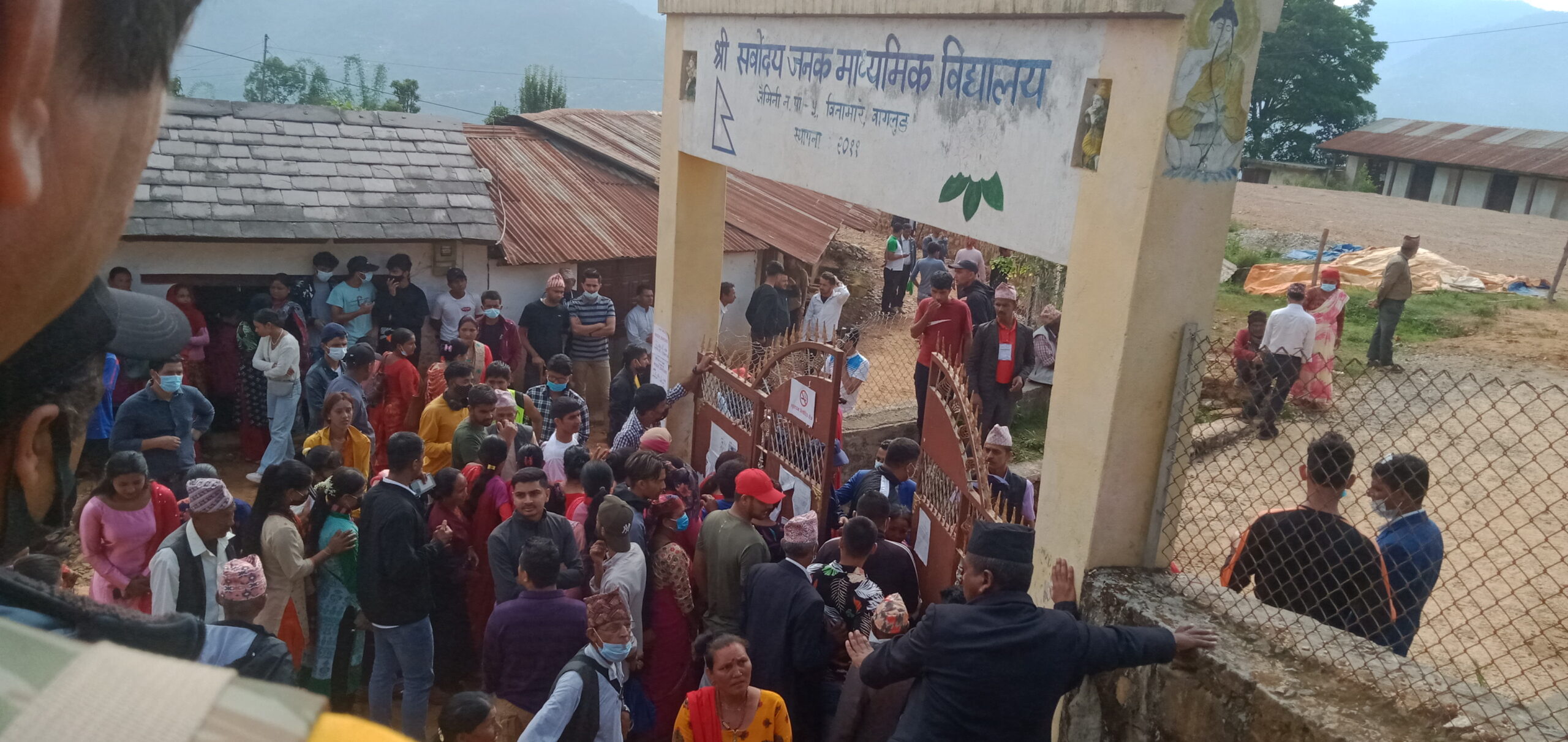 जैमिनी-५ विनामारेका ४३ प्रतिशत जनताले किन भोट हालेानन् ? (फोटो फिचर )