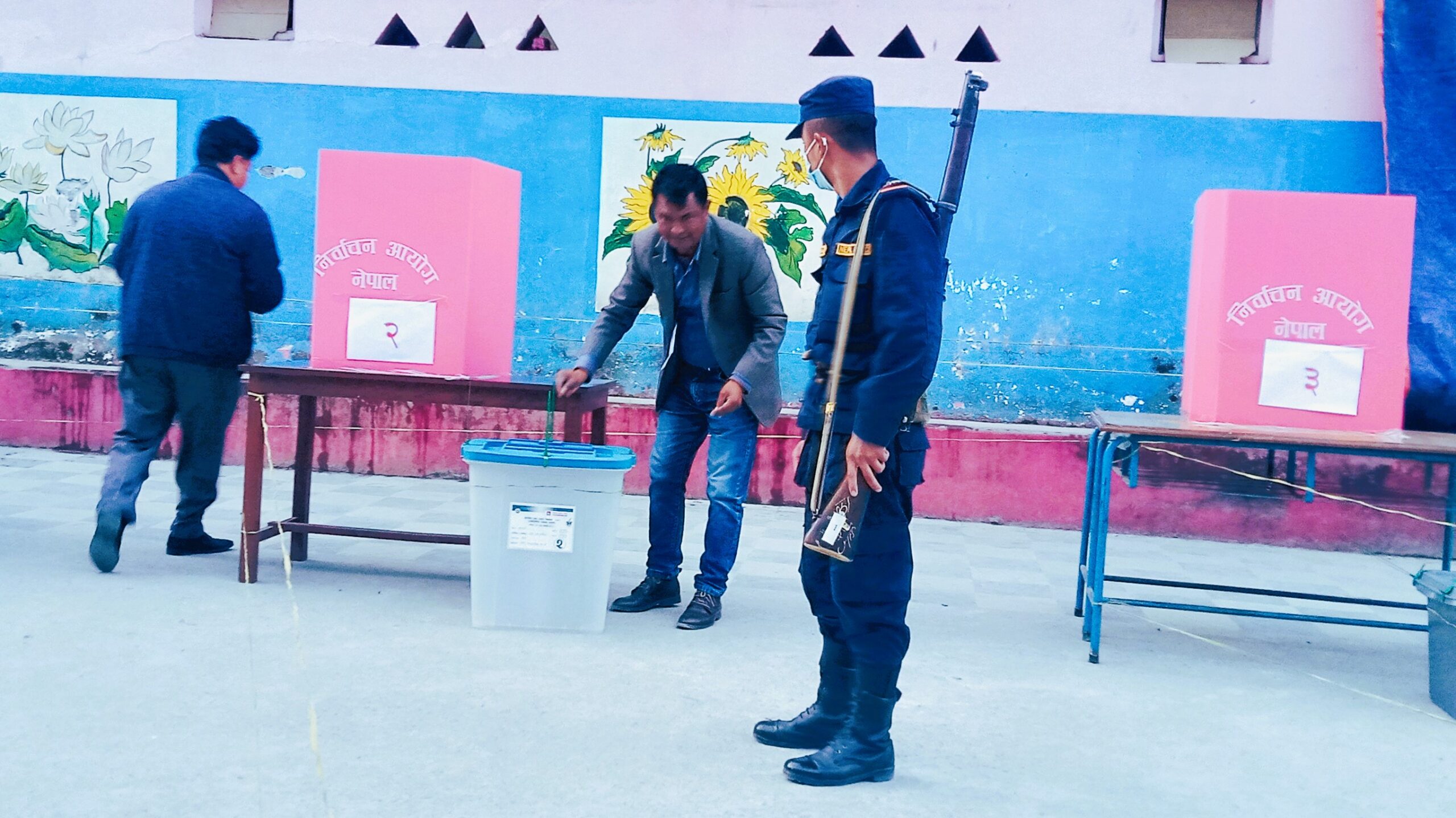 बेनी सामुदायिक मावि केन्द्रमा  ६८.२ प्रतिशतले गरे मतदान