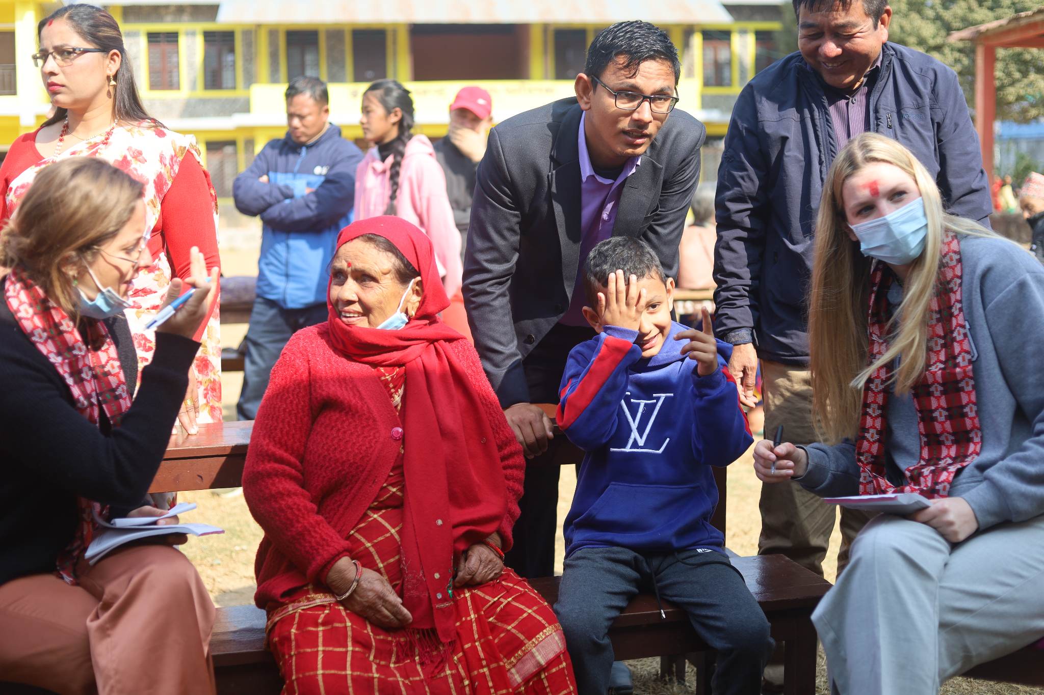 मादी मिदिम बचत तथा ऋण सहकारीको नवौँ साधारण सभासँगै निःशुल्क आँखा शिविर
