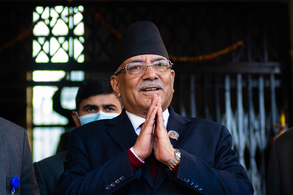 प्रधानमन्त्री प्रचण्डको पहिलो विदेश भ्रमण अरब,राष्ट्रपति निर्वाचन के हाेला ?