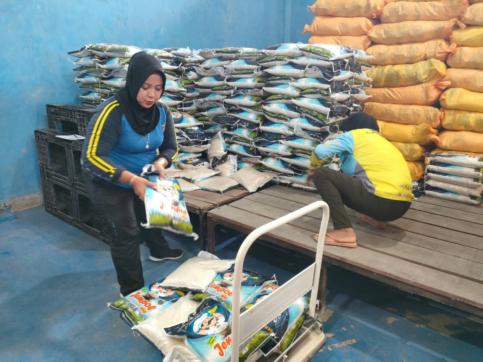 Pemprov Kaltim Kirim Bantuan 6.400 Paket Sembako ke Mahakam Ulu