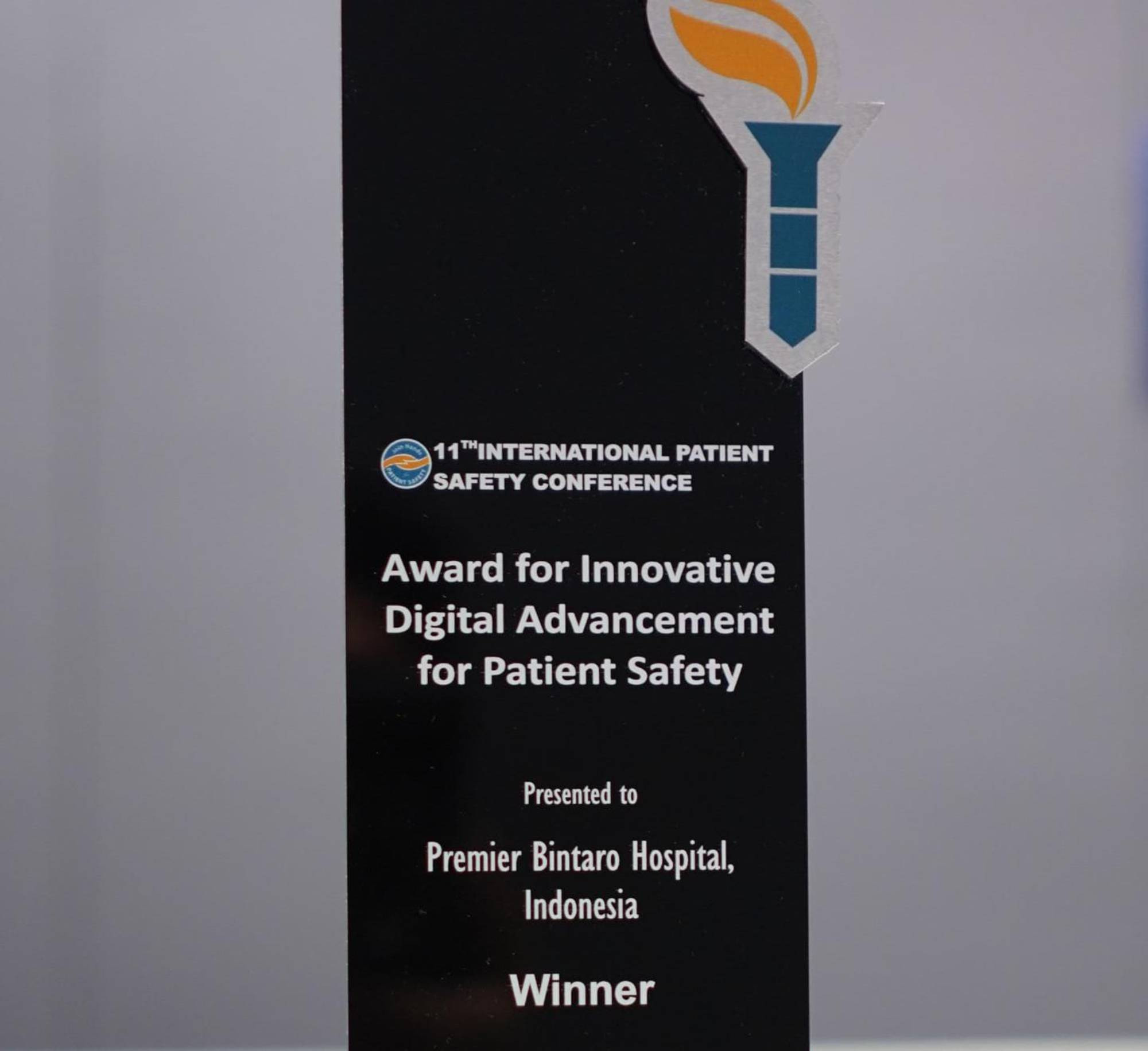 RS Premier Bintaro Raih Penghargaan Inovasi Digital di International Patient Safety Conference