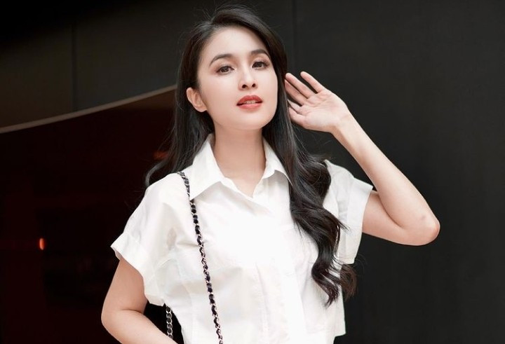 Sempat Istirahat dari Medsos, Sandra Dewi Kembali Aktif di Instagram?
