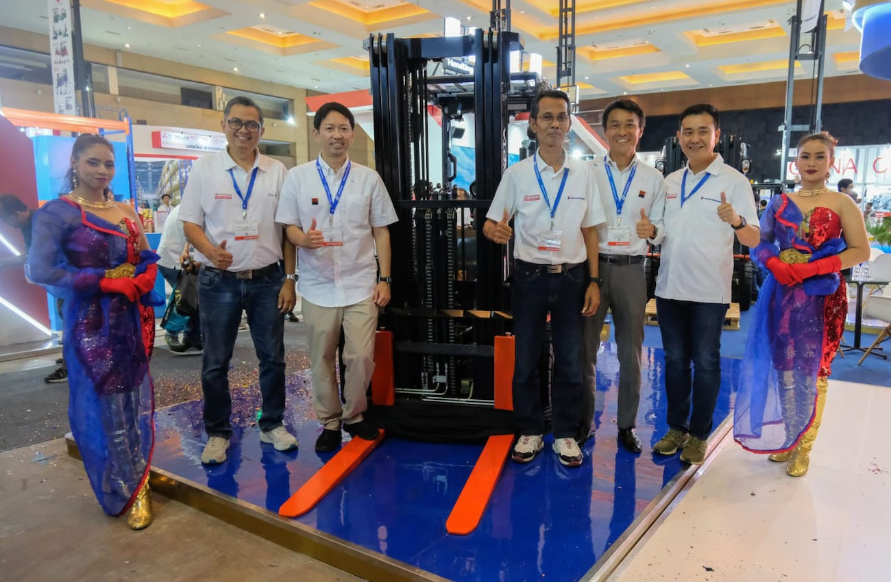 Traktor Nusantara Usung Inovasi Keberlanjutan di Forklift Exhibition 2024