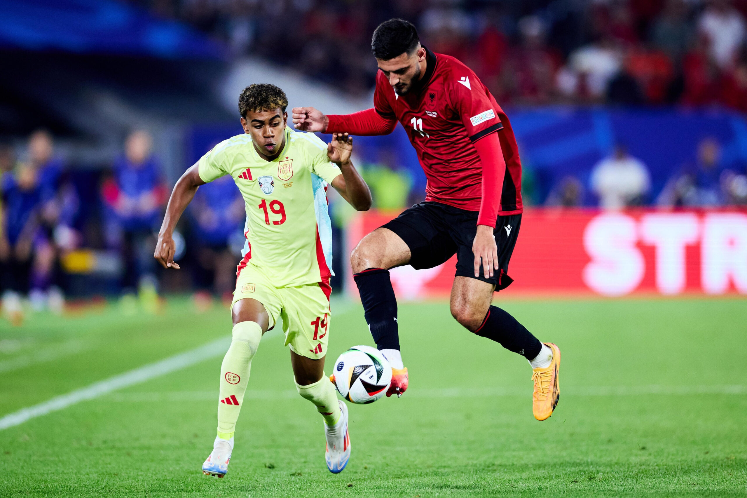 Albania vs Spanyol: Matador Sempurna