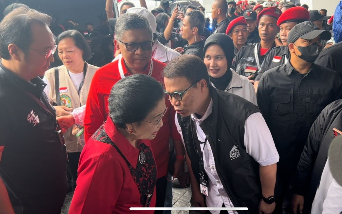 Hasto Diperiksa Polisi, Megawati Tertawa Lalu Bicara Pengalaman