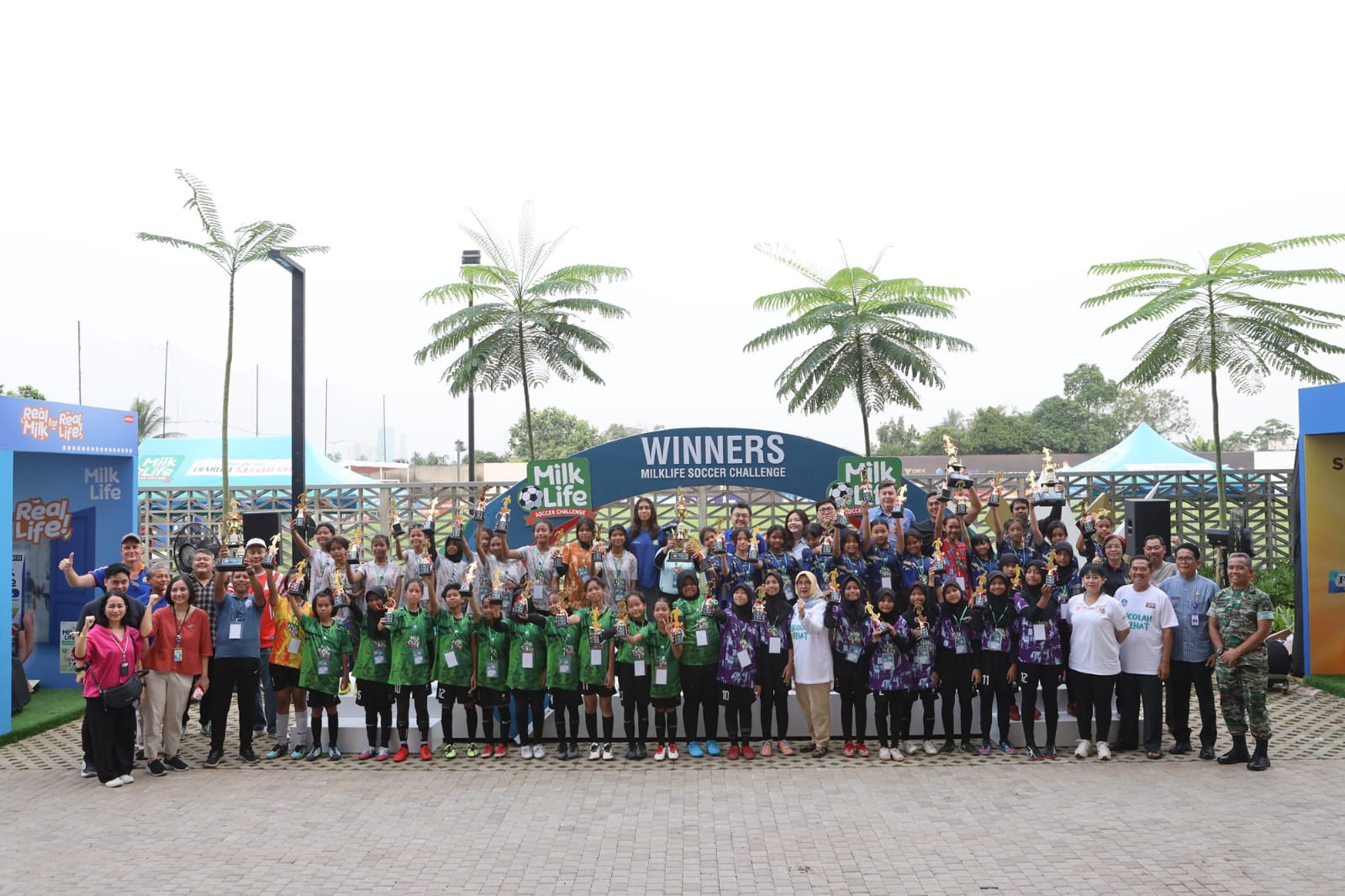 MilkLife Soccer Challenge Tangerang 2024: SDN Buaran 01 Tangsel & SDN Kunciran 4 B Tangerang Juara