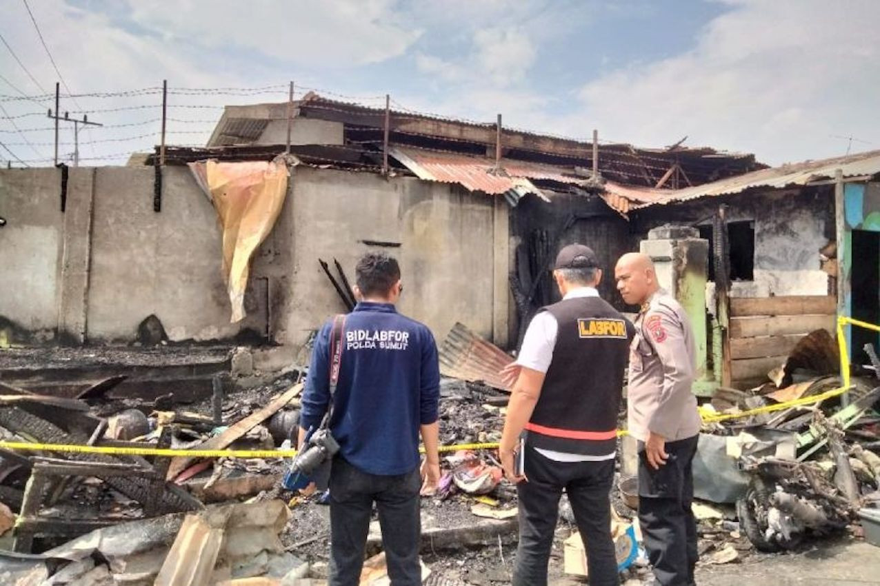 2 Pembakar Rumah Wartawan di Karo Diupah Sebegini oleh Bebas Ginting, Motifnya Apa?