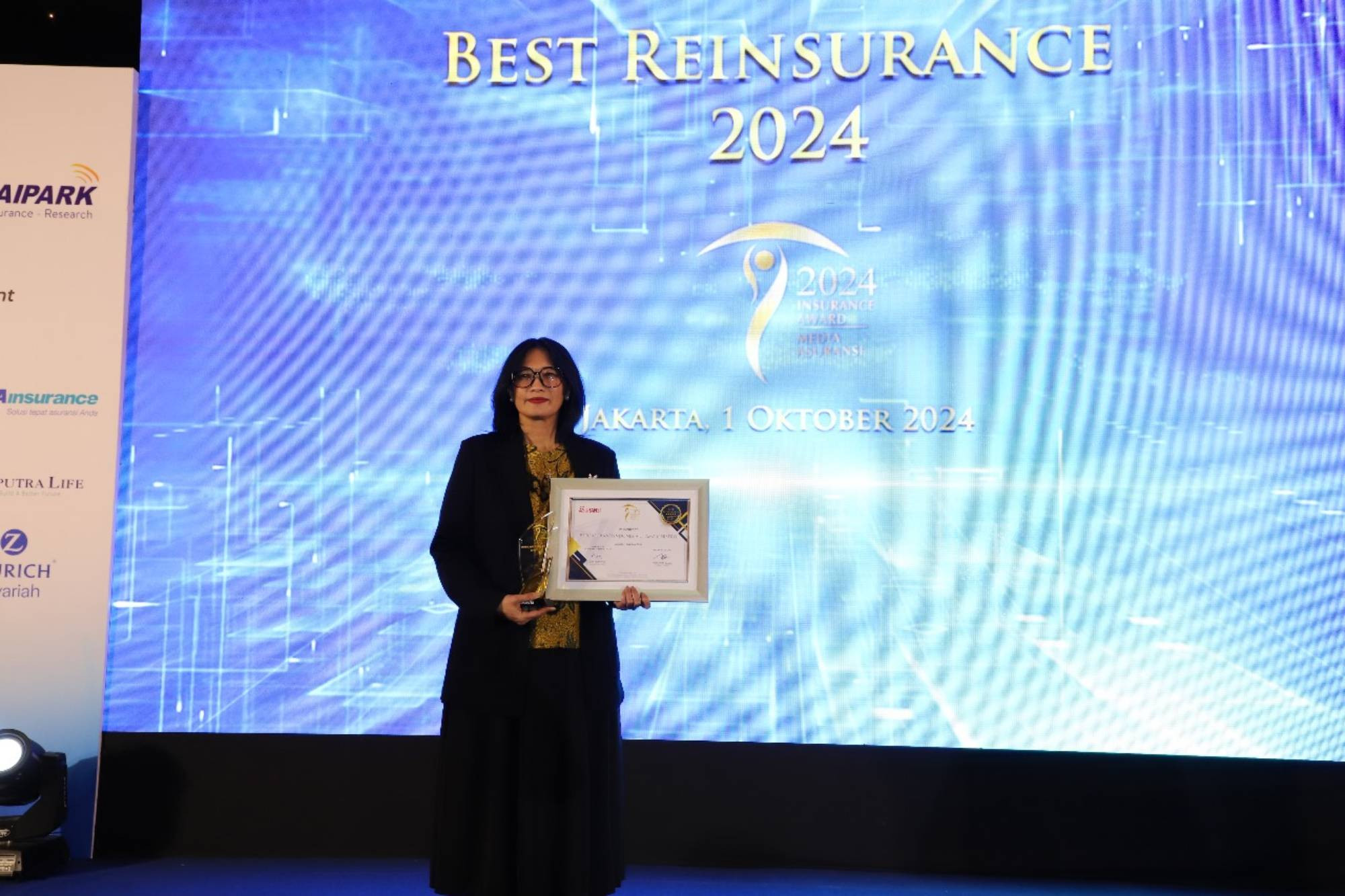 Indonesia Re Raih Penghargaan Best Reinsurance di Insurance Award 2024