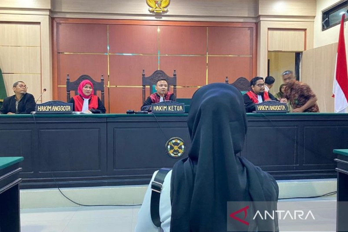 Selebaran PGRI Kasus Guru Honorer Supriyani Bikin KPAD Prihatin