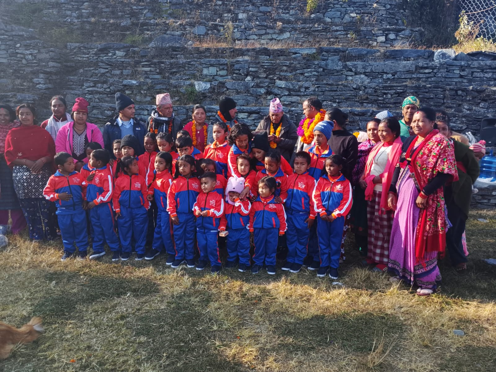 भूमे आविमा सम्मान तथा न्यानो कपडा वितरण