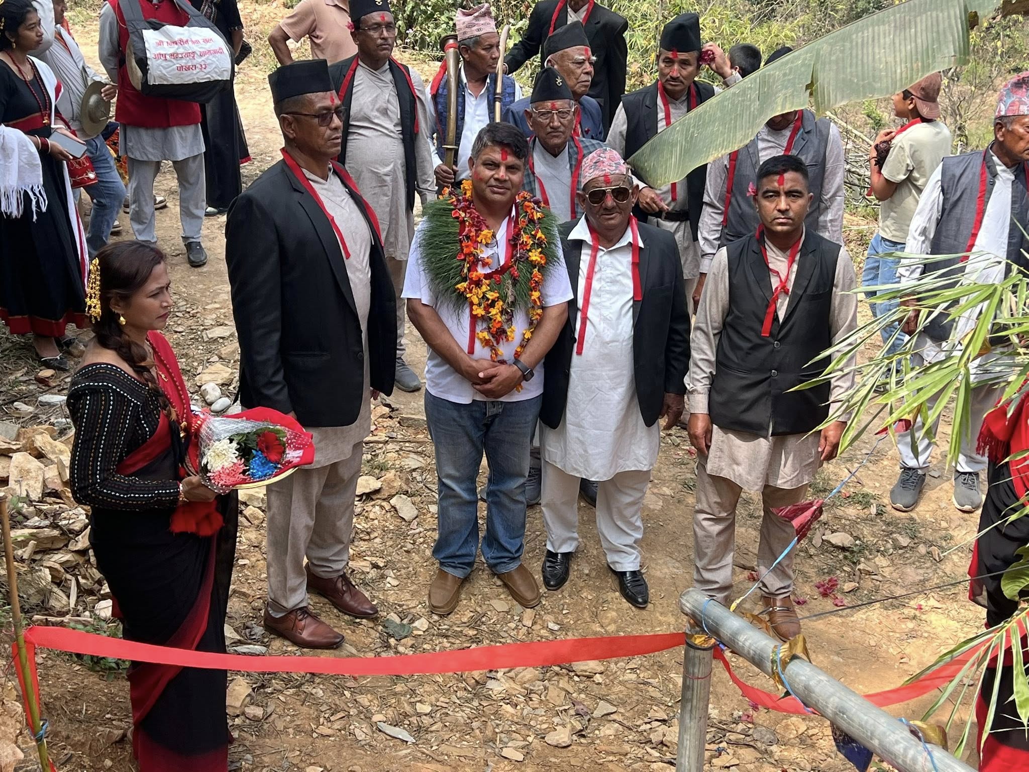 पोखरा–३३ मा अकला मन्दिरको ट्रस्ट भवन र खानेपानी ट्याङ्की उद्‍घाटन