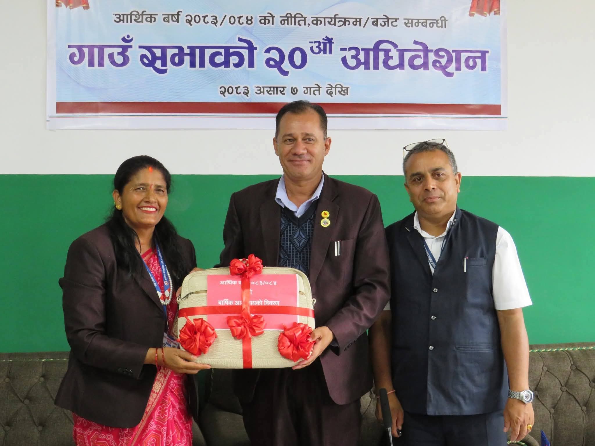 अन्नपूर्ण गाउपालिकाले आ व ८३/८४ को लागि रु ६५ करोड ५० लाखको ऐतिहासिक बजेट ल्यायो।