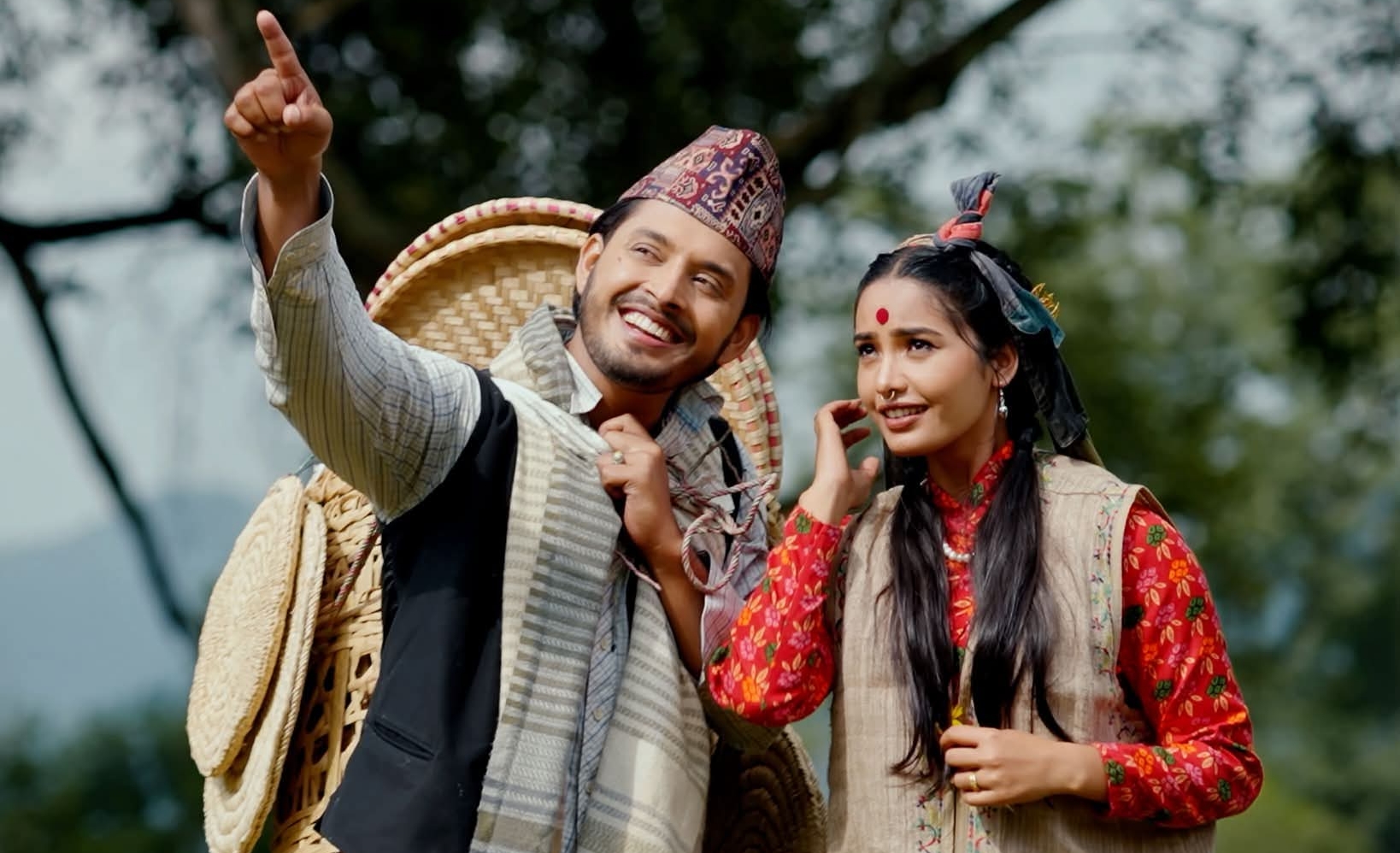सुरज पण्डित र शान्तिश्रीको स्वरमा ‘हाम्रो त घरै टाढा छ’ सार्वजनिक